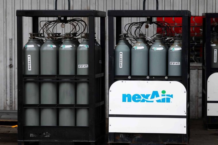 oxygen gas supplier